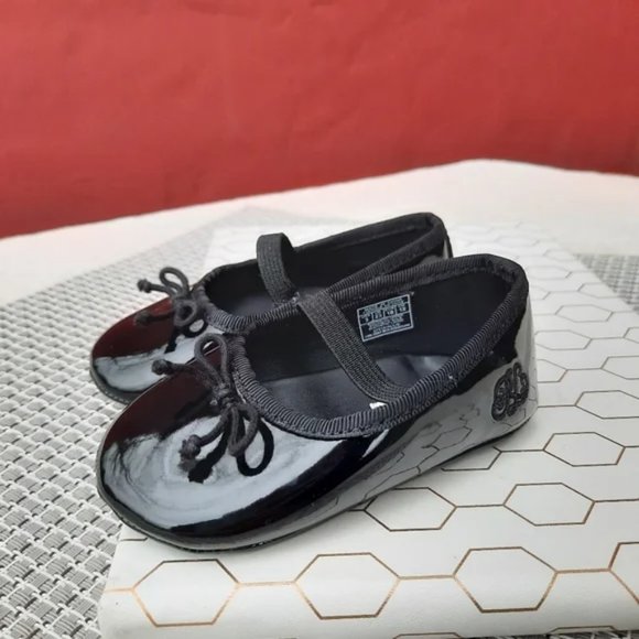 Ralph Lauren Shoes Ralph Lauren Layette Allie Patent Mary Jane Crib Shoes Baby Girl 3 Solid